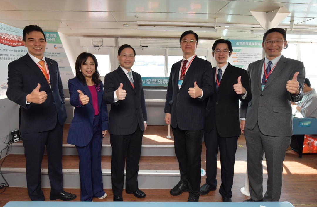 �ɽ�(j��ng)��(j��)�����g(sh��)ָ̎��(d��o)�Ƅ�(d��ng)��͸�^���_(d��)��������I(y��)���g(sh��)�о�Ժ�c������������������춸��ہ����ǻ۶�݆���Ȍ�(d��o)������Micro LED͸���@ʾ������(22)�Ն���(�������_(d��)��늠I(y��ng)�\(y��n)�L(zh��ng)�߿���(j��ng)���¸�������݆��˾�����L(zh��ng)�S��������(j��ng)��(j��)�����L(zh��ng)��ȫ���������и����L(zh��ng)�_�_(d��)������(j��ng)��(j��)�����g(sh��)̎���L(zh��ng)���܄P������Ժ늹�ϵ�y(t��ng)�������L(zh��ng)������)