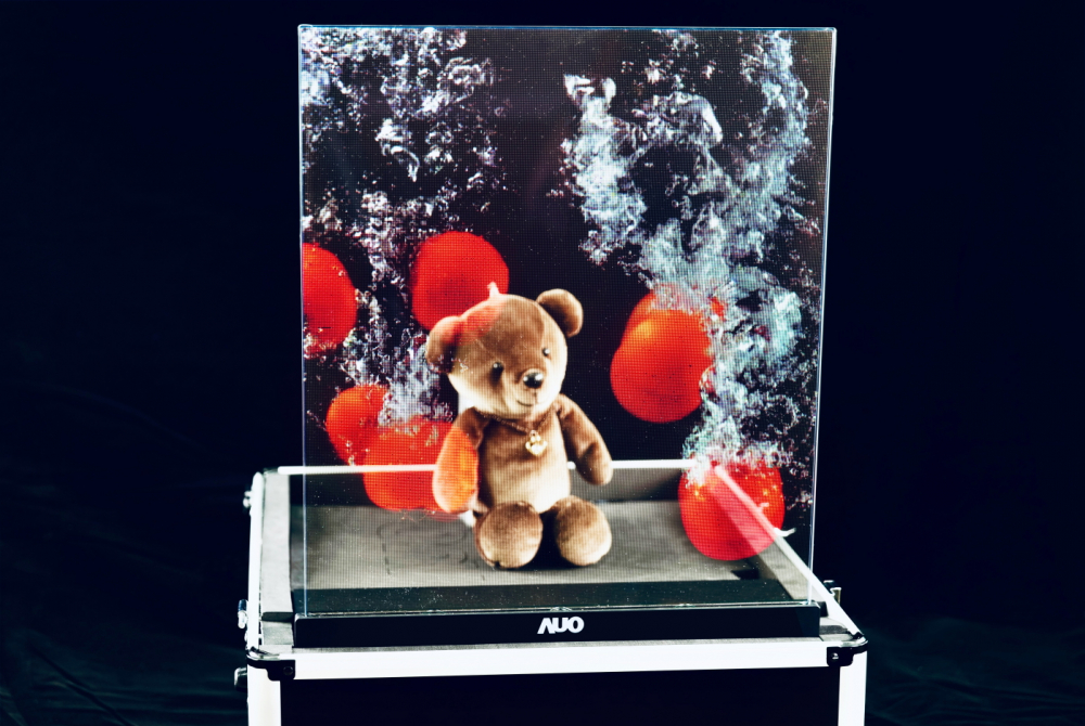 ���_�Դ�����Micro LED�@ʾ���g����֮͸���@ʾ�����߂�ߴ�͸�����@��������������ƴ��֮���ԣ��ɏV��������ǻ��Ƅ����������������t���ȶ�Ԫ����