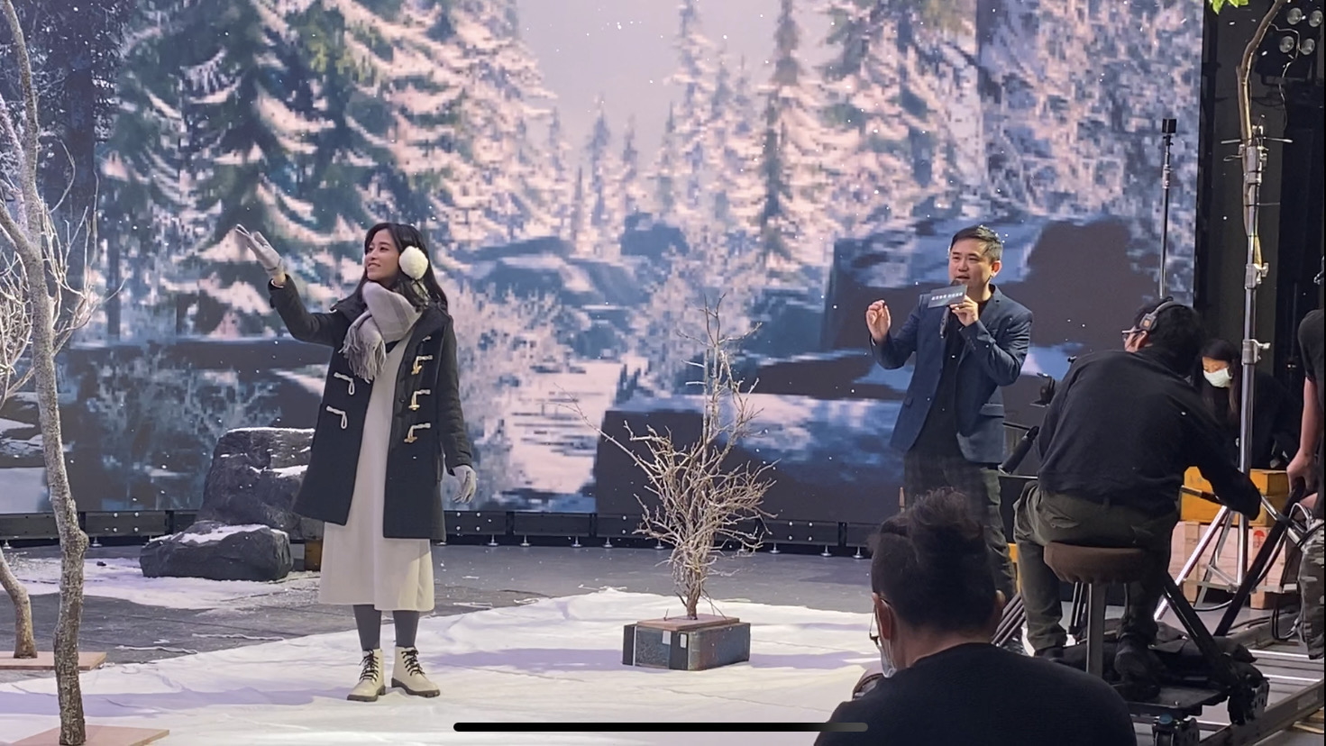 ���٬F(xi��n)Ӱ���ׄ�(chu��ng)ȫ�_(t��i)��Ӱҕһ�l����LED̓�M�zӰ�� �_(k��i)��(chu��ng)Ӱҕ�a(ch��n)�I(y��)�¼o(j��)Ԫ