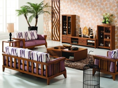 實(shí)木客廳壁柜裝修效果圖與裝飾設(shè)計(jì)